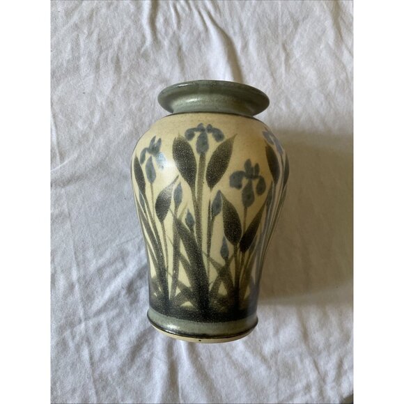 Kauff Pottery Vase With Floral Design Glossy Finish Beige Green Home Decor Colle - Picture 6 of 11